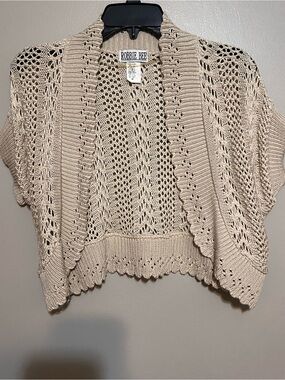 Robbie Bee Cream Open-Knit Short Sleeve Shrug